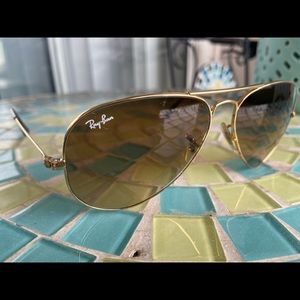 Brown Ray ban aviators